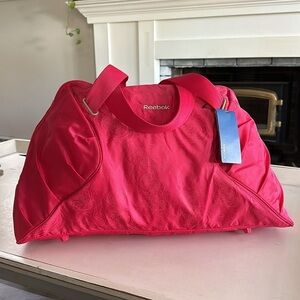Reebok WGO Large Grip Rose Red Champagne Duffel Bag